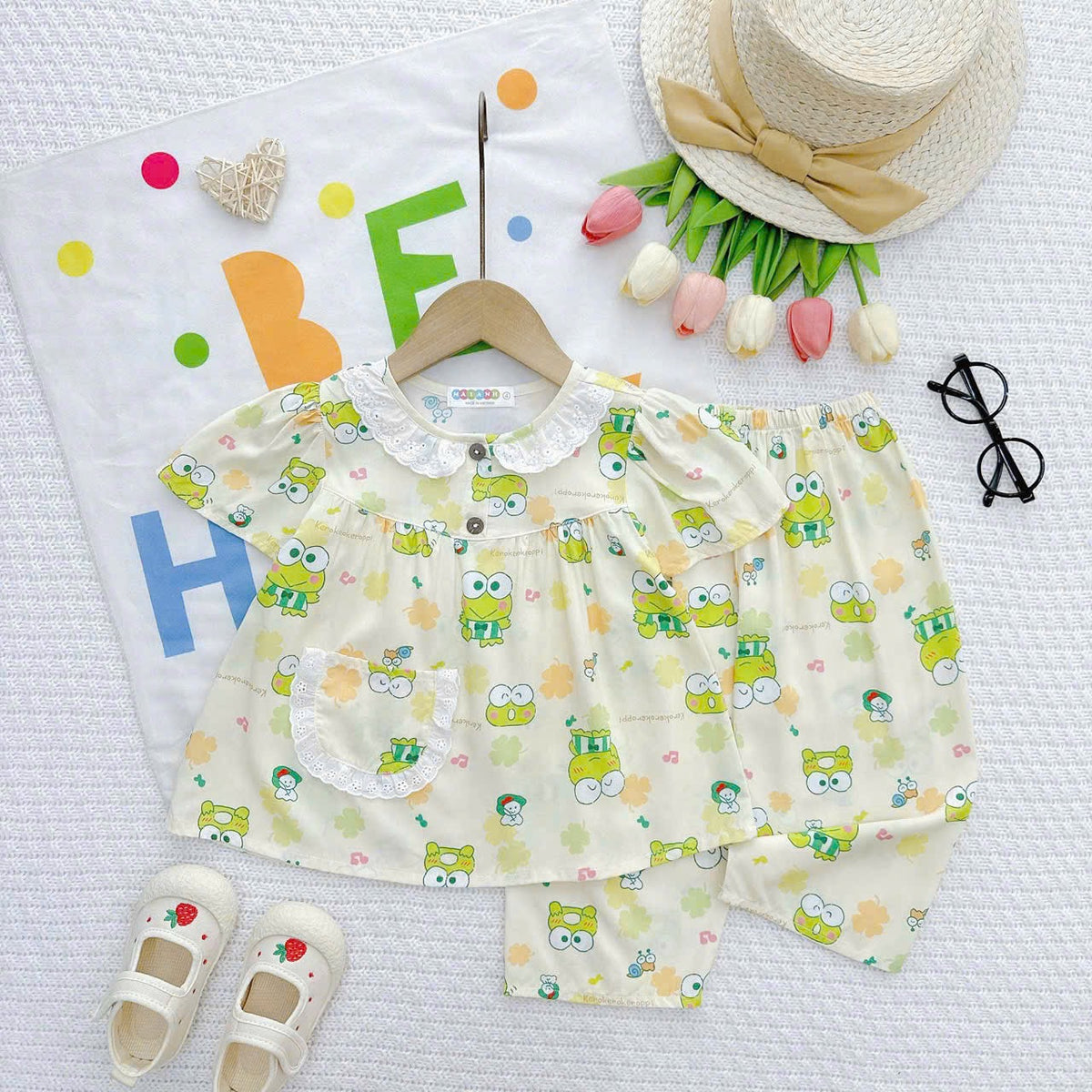 Girl short sleeve and long pant homewear set